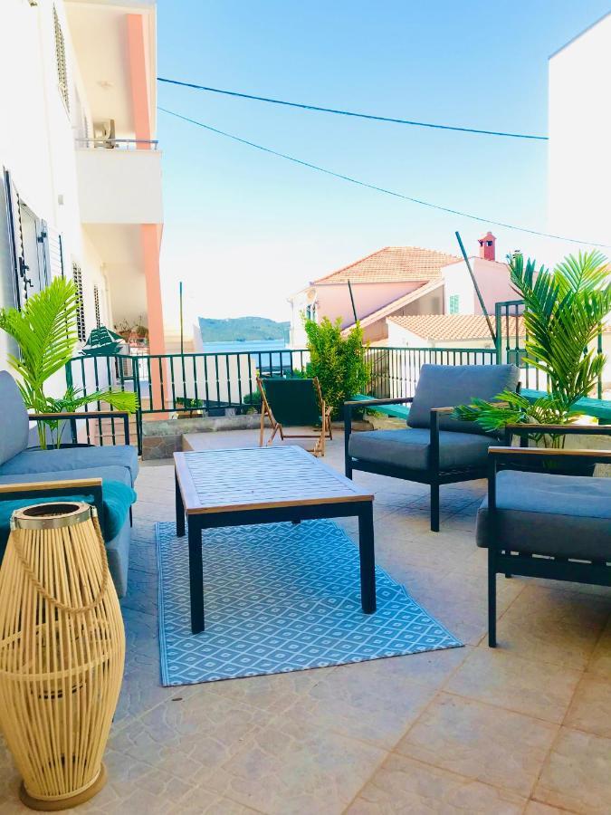 Apartmani-Okrug Gornji-Ciovo Τρογκίρ Εξωτερικό φωτογραφία