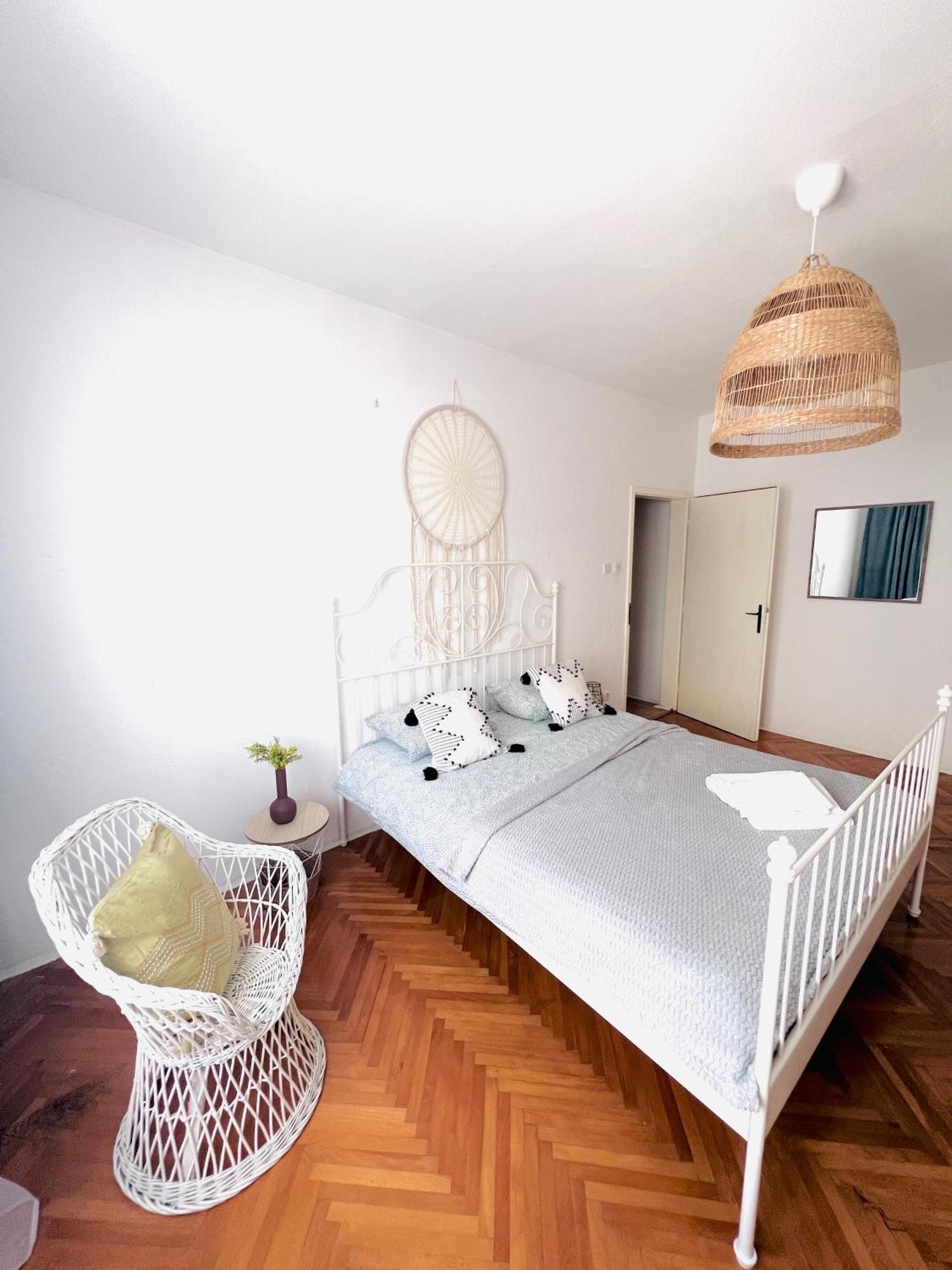 Apartmani-Okrug Gornji-Ciovo Τρογκίρ Εξωτερικό φωτογραφία